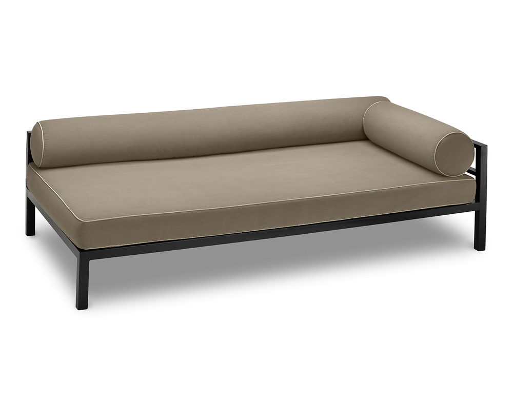07_Daybed_48_MatteBlack_Taupe